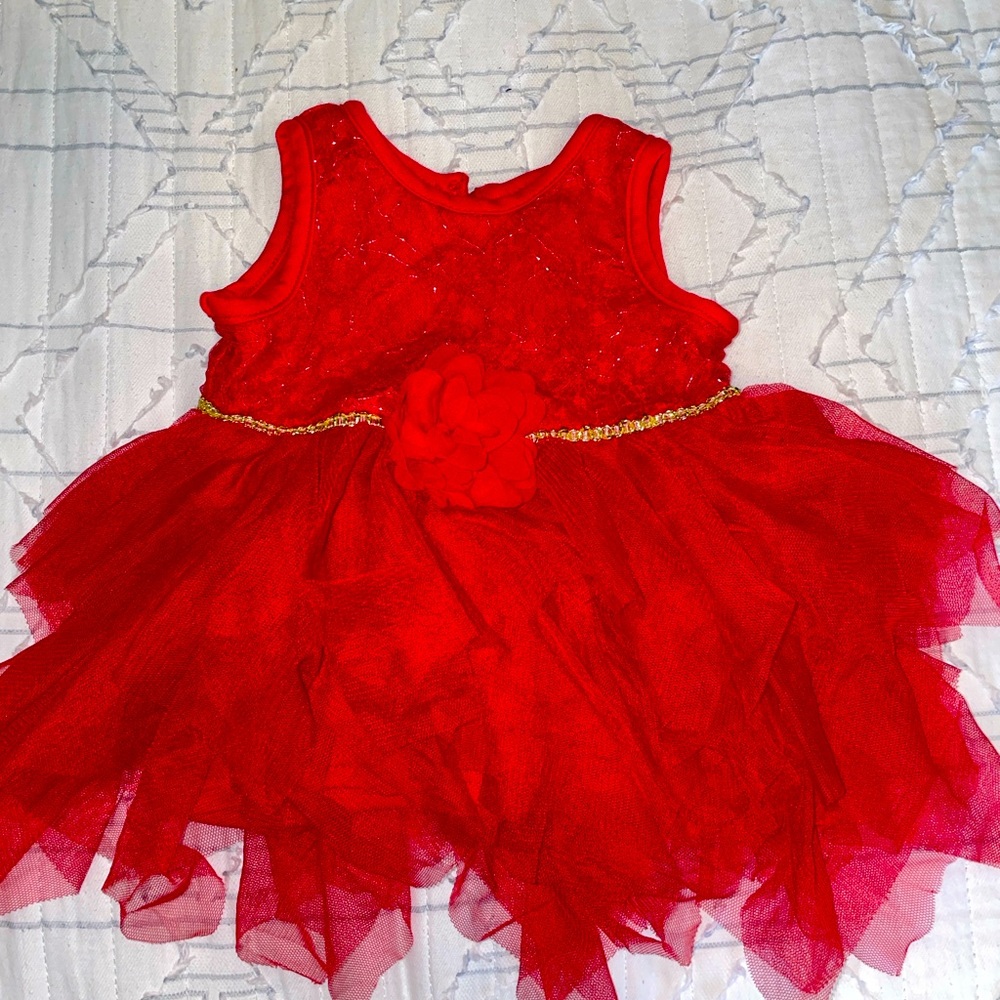 Newborn photoshoot dress 0-3 months perfect for the holidays